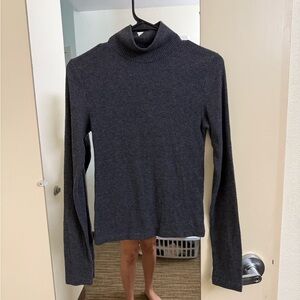 Urban Outfitters Turtleneck